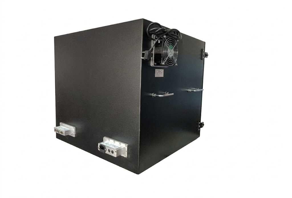 Wireless RF isolation chamber for telecom and embedded device testing